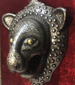 Antique Damascene Panther Mask Wall Art – Handmade Silver Inlay Metal Sculpture – Framed Middle Eastern Decor – Collectible Damascus Artwork - Image 12