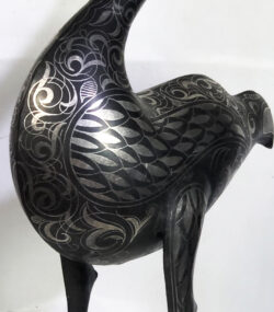 Damascene Flamingo Sculpture – Silver Inlay Metal Flamingo Statue, Rare Artisan Masterpiece from Meknes - Image 7