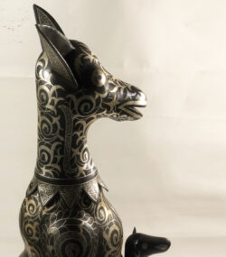 Damascene Kangaroo Sculpture – Handmade Silver Damascene Metal Art – Luxury Animal Statue – Artisan Home Decor – Collector Gift - Image 15