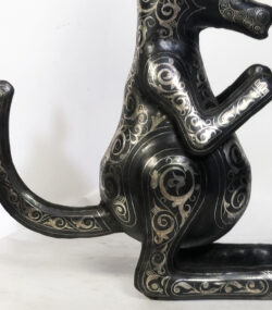 Damascene Kangaroo Sculpture – Silver Inlay Metal Kangaroo Statue, Rare Artisan Masterpiece from Meknes - Image 10
