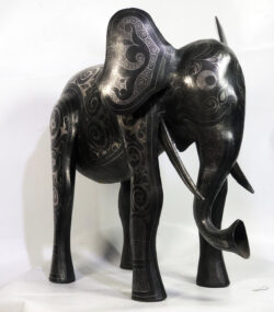 Damascene Elephant Sculpture – Silver Inlay Metal Elephant Statue, Rare Artisan Masterpiece from Meknes - Image 7