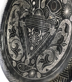 Handmade Moroccan Damascene Silver Inlay Decorative Plate – Rare Hand Engraved Metal Wall Art from Meknes - Image 4